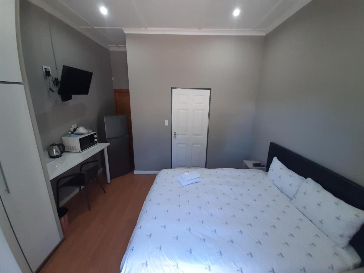 בלומפונטייין Lux Rooms On 37 מראה חיצוני תמונה