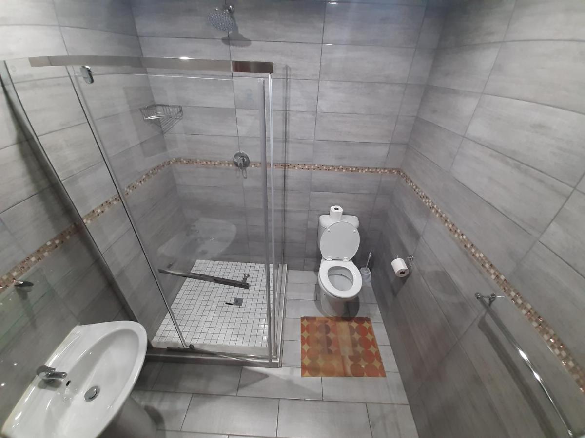 בלומפונטייין Lux Rooms On 37 מראה חיצוני תמונה